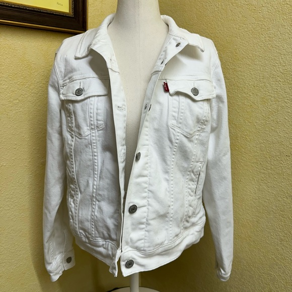 Levi Denim Jean Jacket - Picture 3 of 12